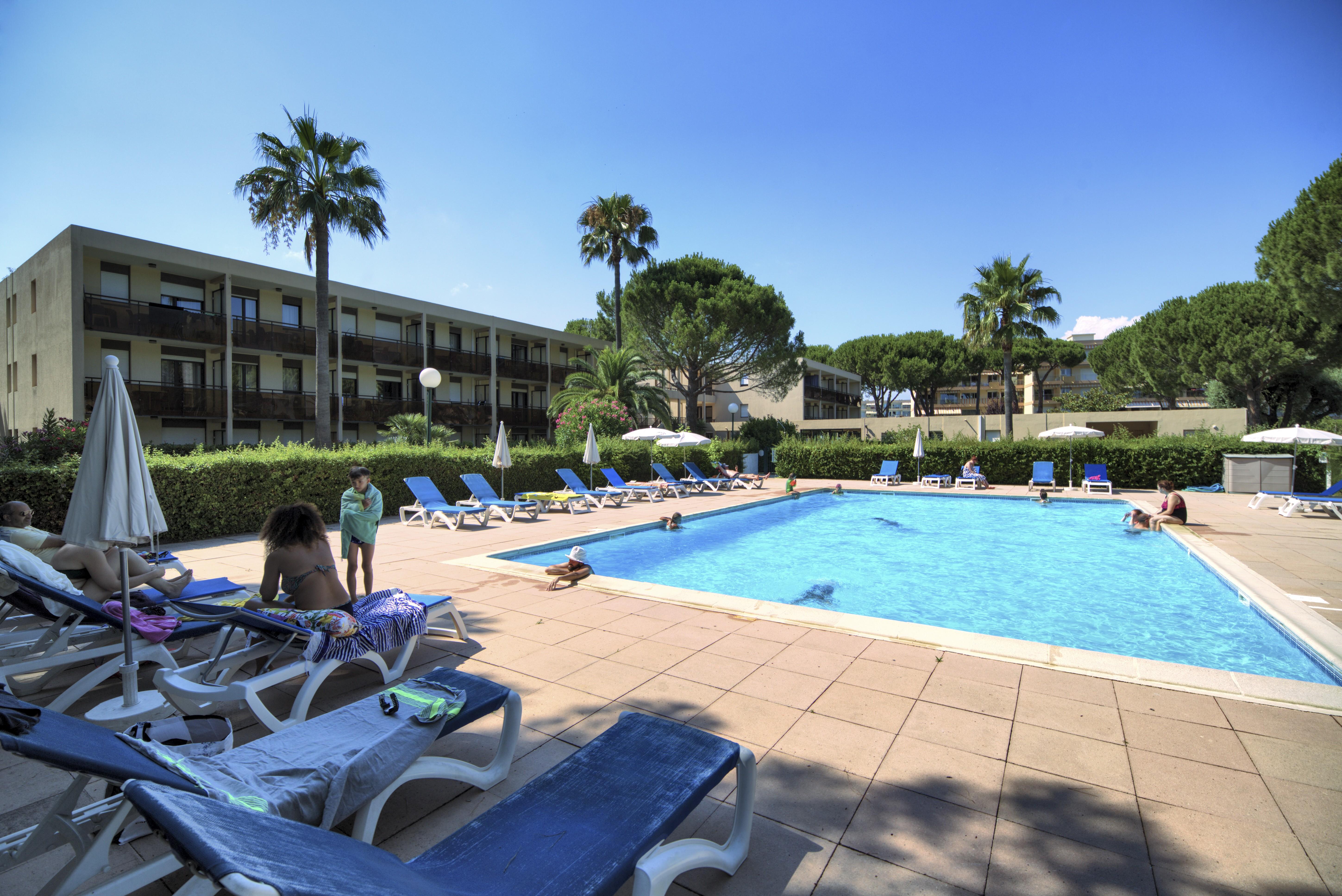 Residence Pierre & Vacances Les Jardins Ombrages Mandelieu Dış mekan fotoğraf