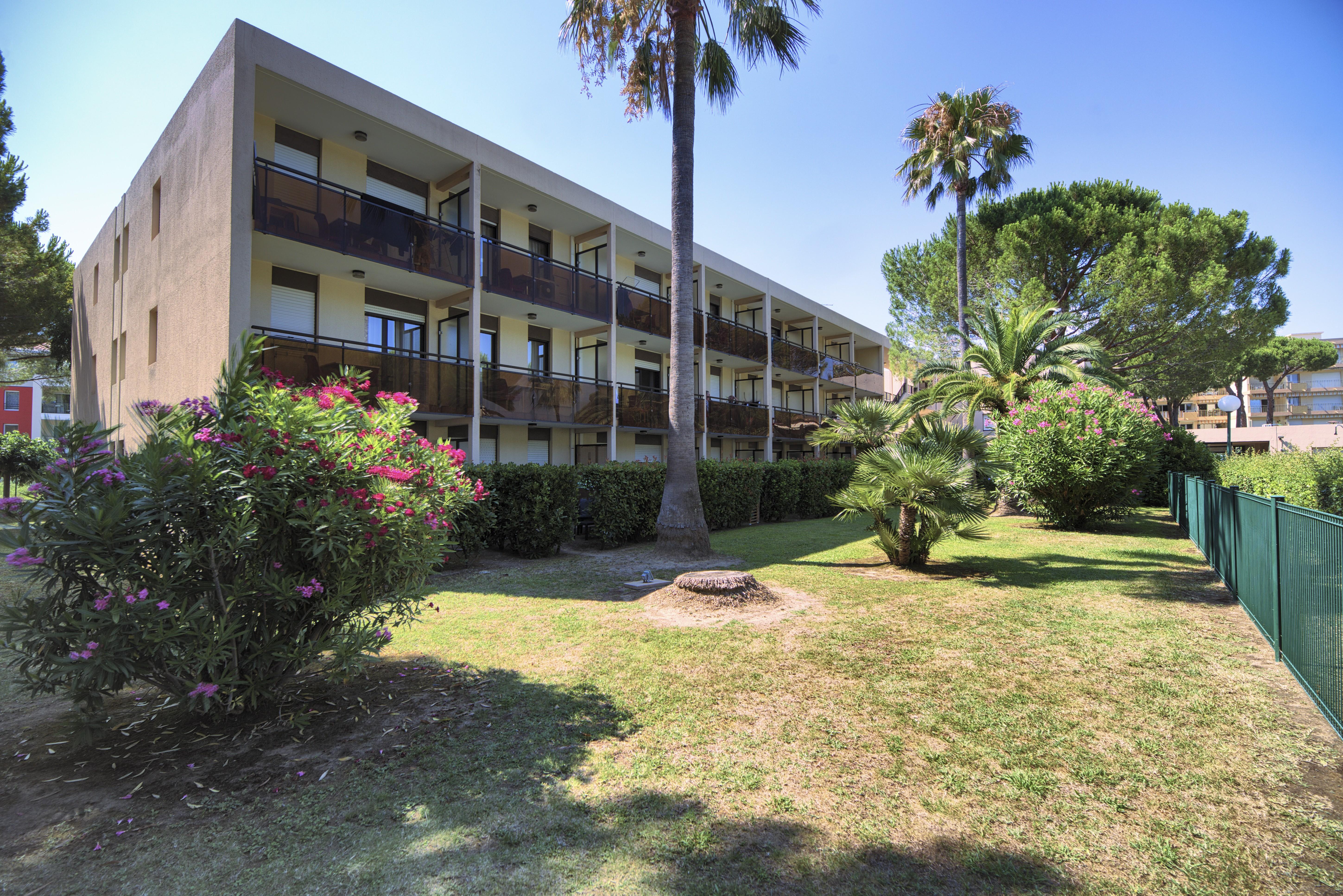Residence Pierre & Vacances Les Jardins Ombrages Mandelieu Dış mekan fotoğraf