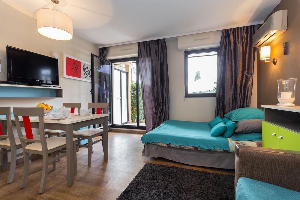 Residence Pierre & Vacances Les Jardins Ombrages Mandelieu Dış mekan fotoğraf